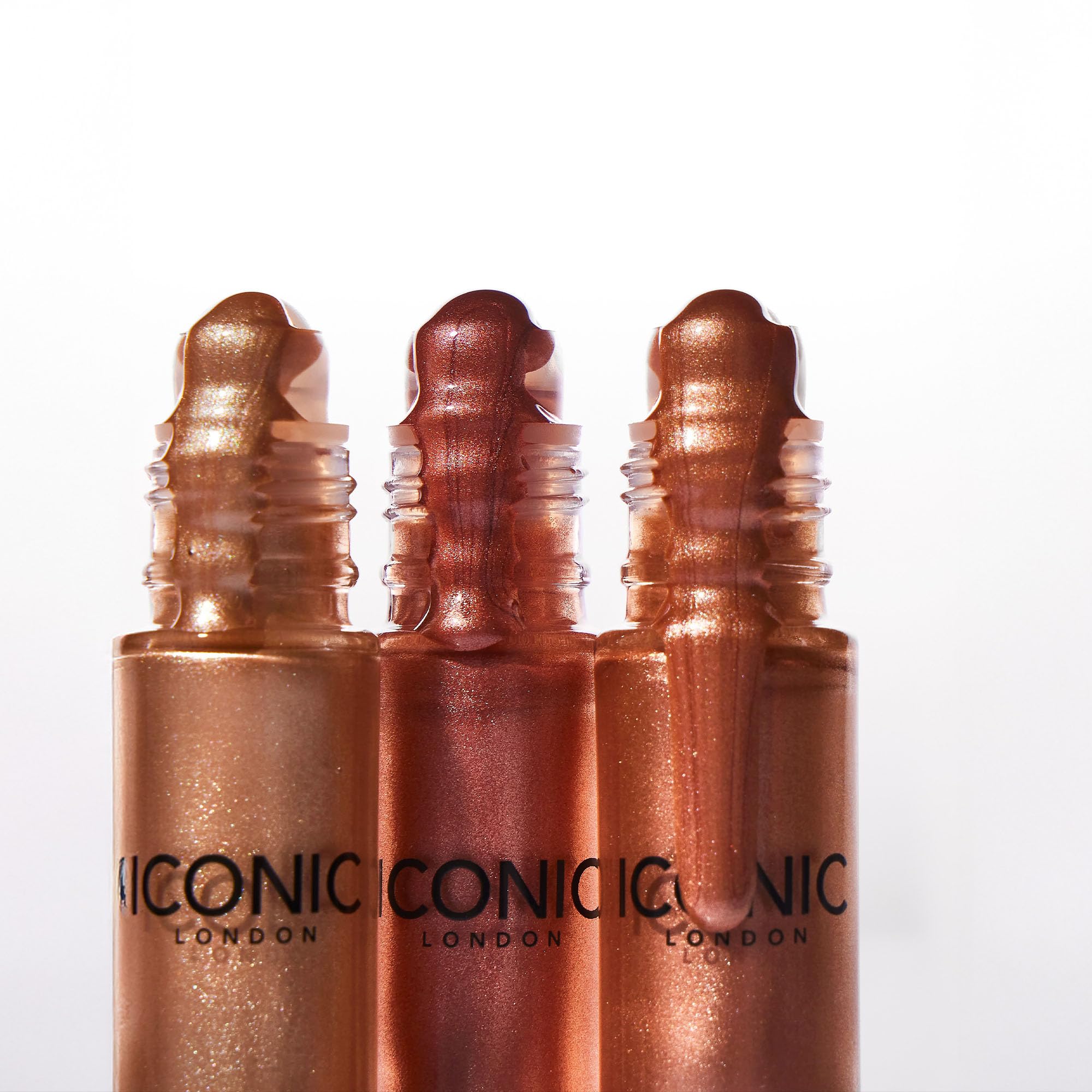 ICONIC LONDON Rollaway Glow | Liquid Highlighter for a Radiant Glow, Cruelty-Free, Vegan Makeup (Champagne Chic) 0.27 Fl oz ICONIC LONDON buy supplements Au